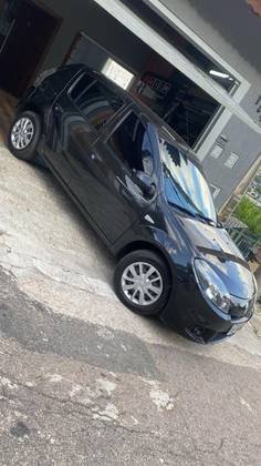 RENAULT SANDERO 1.0 EXPRESSION 16V FLEX 4P MANUAL